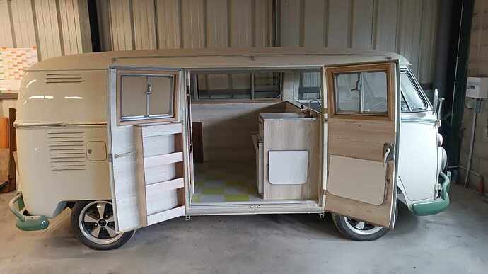9 17 04 2025 David Split (9)
