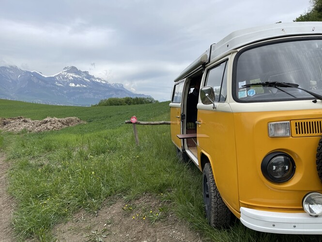 1D3EBCE3-C293-4CCD-9F2B-D904B6978D55_1_105_c