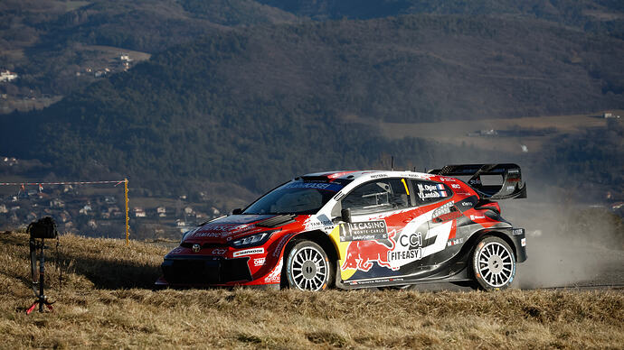 1B1356B9-C6FE-4B96-A3A8-7AD8B7C5B03D_1_201_a